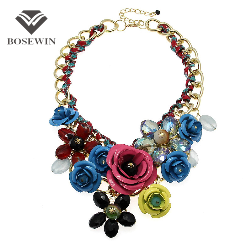 Top Sell Fashion Accessories Women Gold Chain Spray Paint Metal Flower Rhinestone Crystal Bib Necklaces Statement Jewelry Maxi